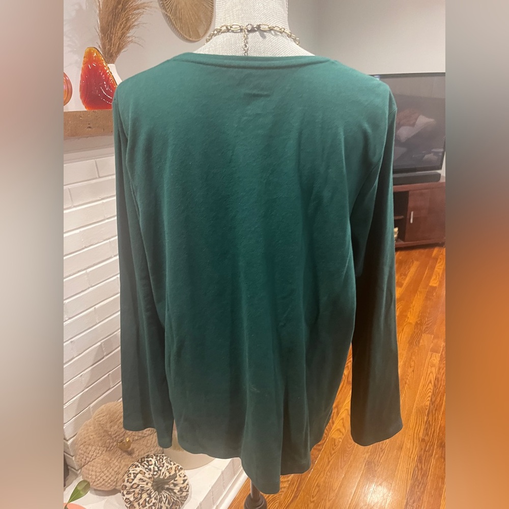 🎄New Top!! - Picture 3 of 10